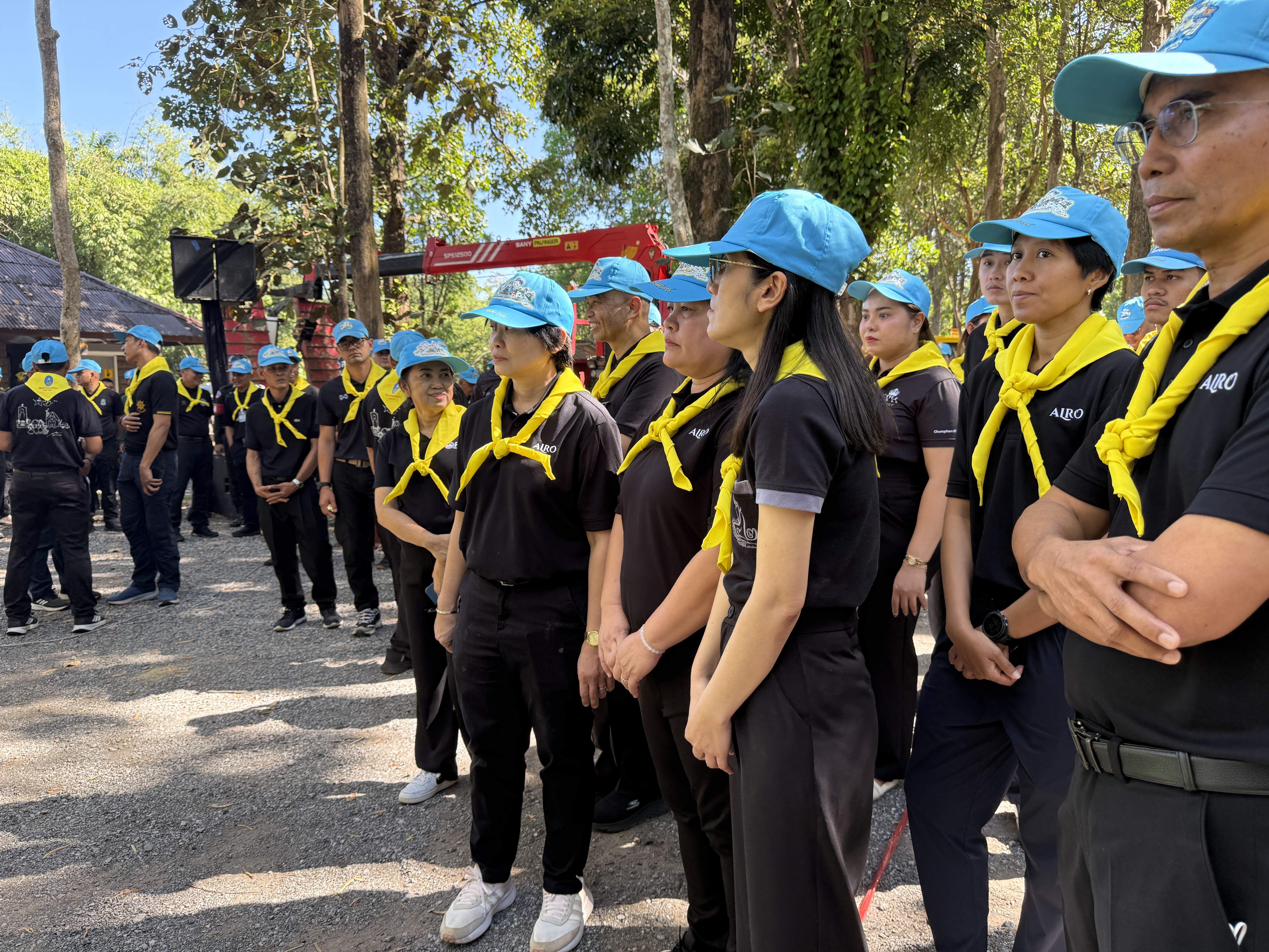 title - วันพุธที่ 24 ธันวาคม พ.ศ. 2568 นายนิกร ไพริน ปฏิรูปที่ดินจังหวัดชุมพร พร้อมด้วย เจ้าหน้าที่ สำนักงานการปฏิรูปที่ดินจังหวัดชุมพร (ส.ป.ก.ชุมพร) ร่วมกิจกรรมจิตอาสาพัฒนา